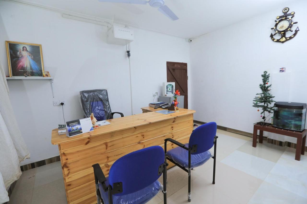Trinco Star Cabana Trincomalee Exterior photo